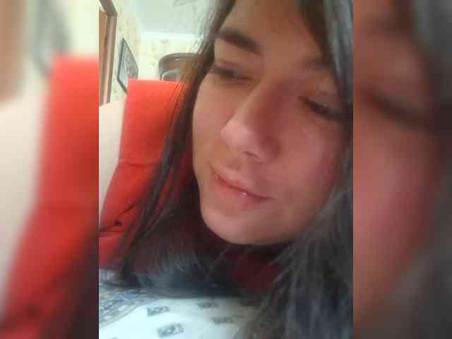 Naturally_Mom webcam