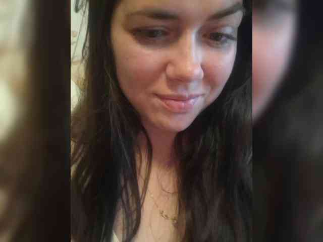 Naturally_Mom webcam