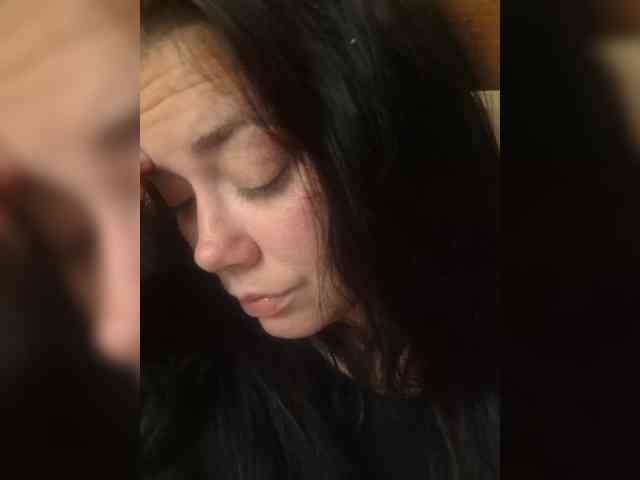 Naturally_Mom webcam