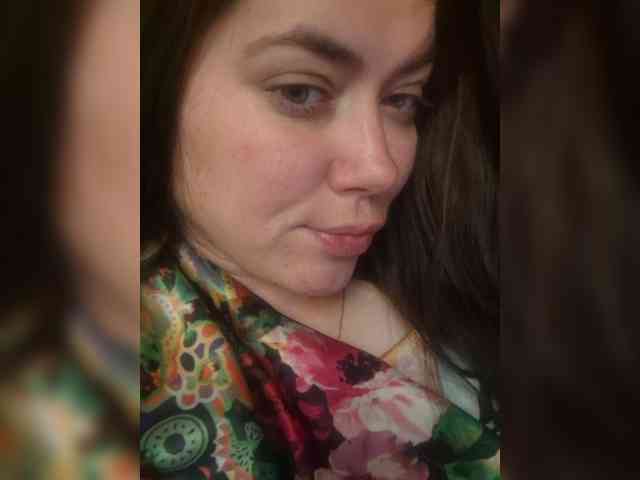 Naturally_Mom webcam
