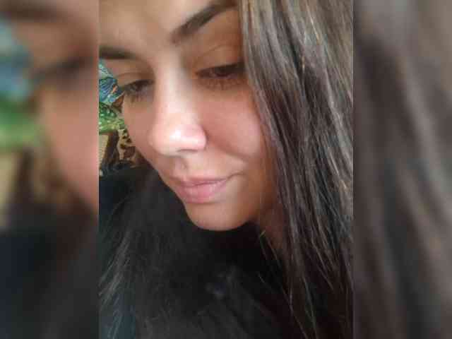 Naturally_Mom webcam