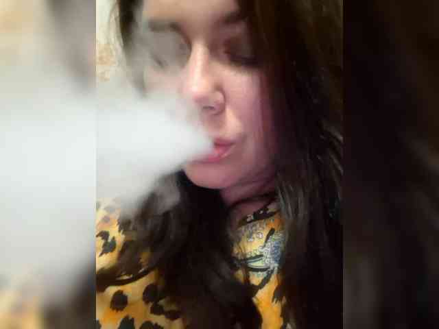 Naturally_Mom webcam