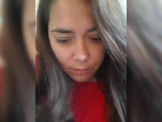 Naturally_Mom webcam