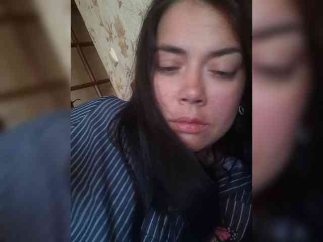 Naturally_Mom webcam