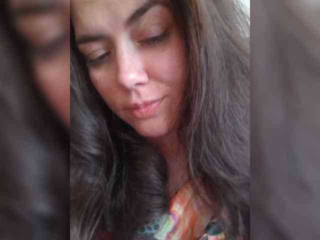 Naturally_Mom webcam