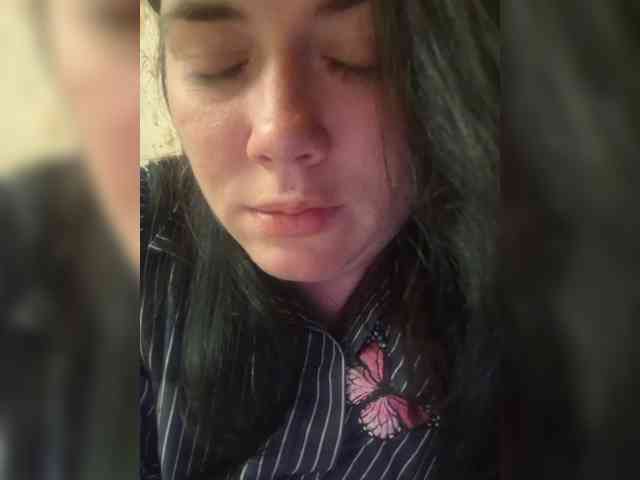 Naturally_Mom webcam