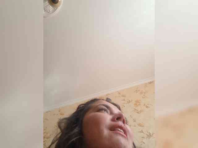Naturally_Mom webcam