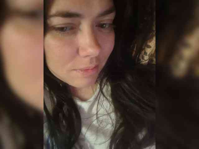 Naturally_Mom webcam