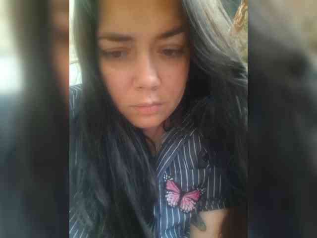 Naturally_Mom webcam