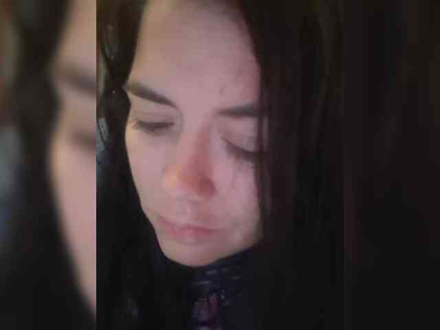Naturally_Mom webcam