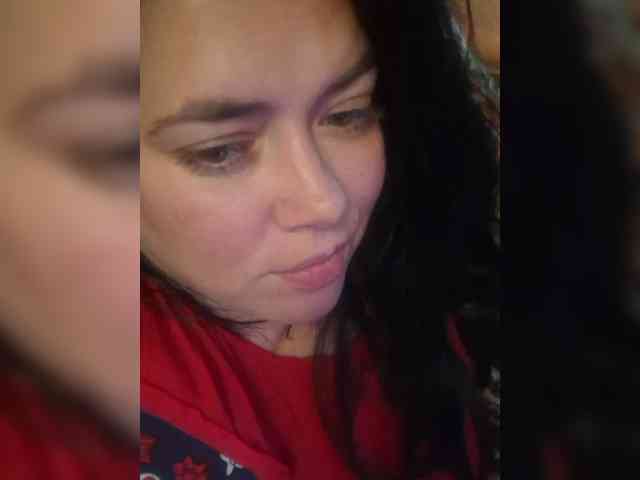 Naturally_Mom webcam
