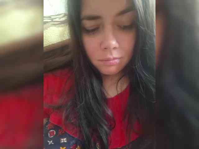 Naturally_Mom webcam