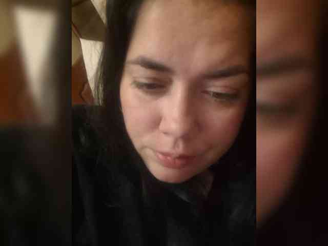 Naturally_Mom webcam