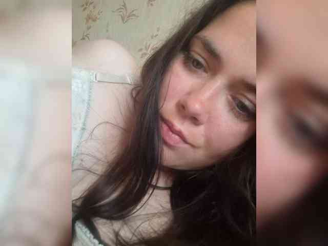 Naturally_Mom webcam