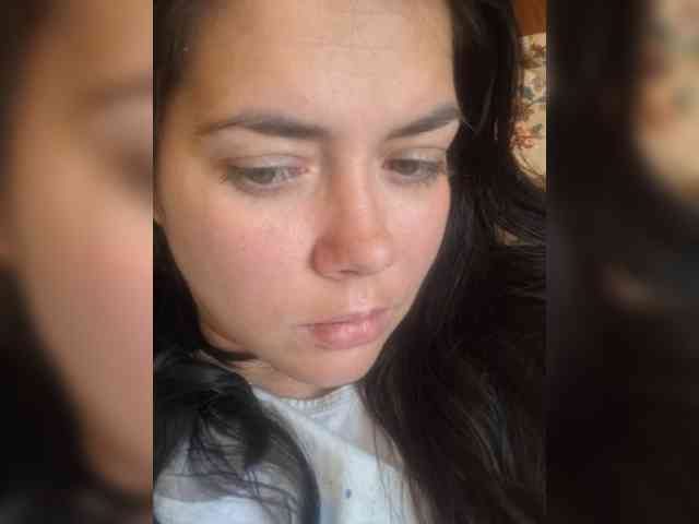 Naturally_Mom webcam