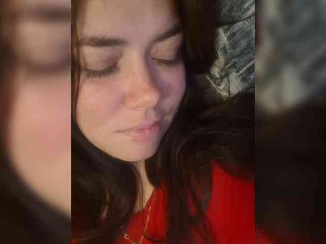 Naturally_Mom webcam