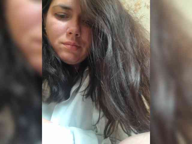 Naturally_Mom webcam