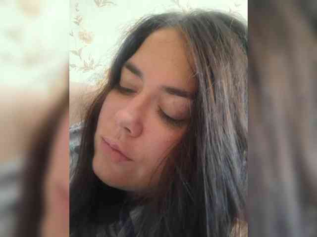 Naturally_Mom webcam