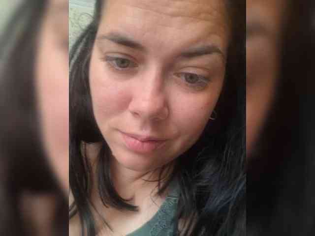 Naturally_Mom webcam
