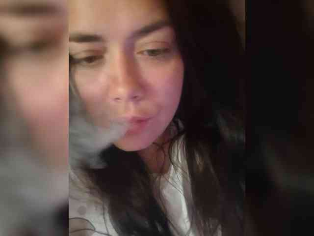Naturally_Mom webcam