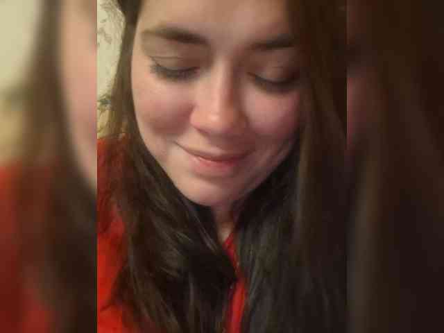 Naturally_Mom webcam