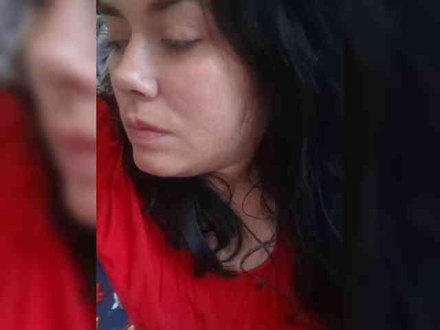 Naturally_Mom webcam
