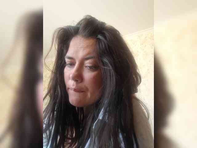 Naturally_Mom webcam