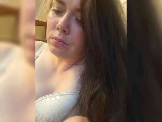 Naturally_Mom webcam