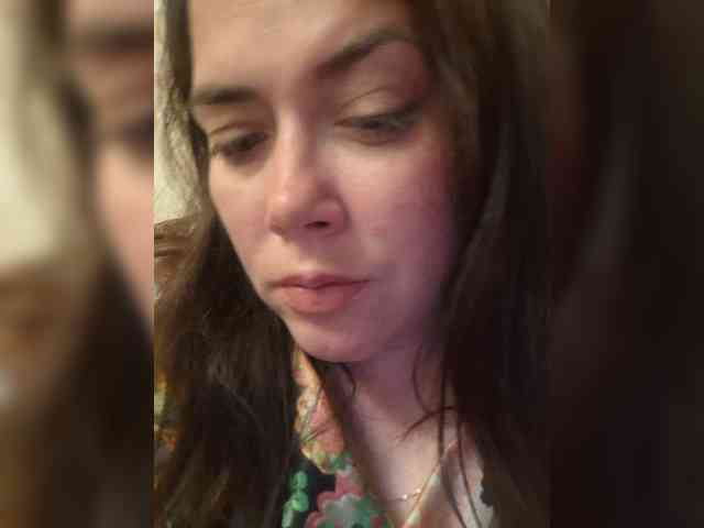Naturally_Mom webcam