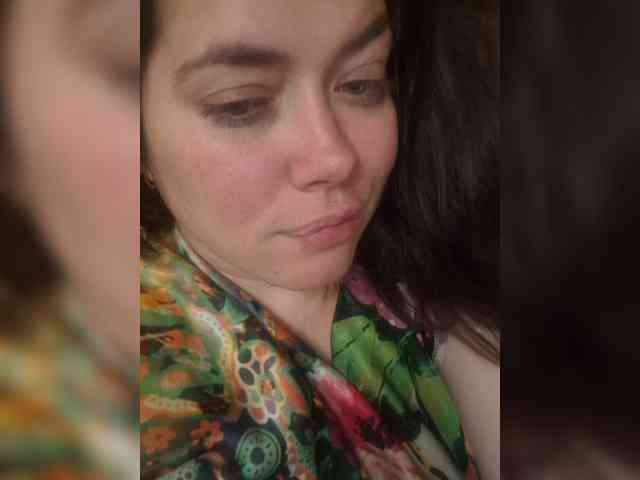 Naturally_Mom webcam