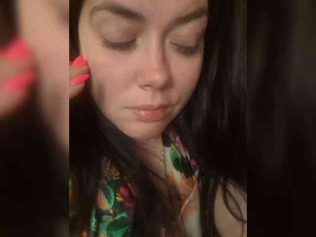 Naturally_Mom webcam