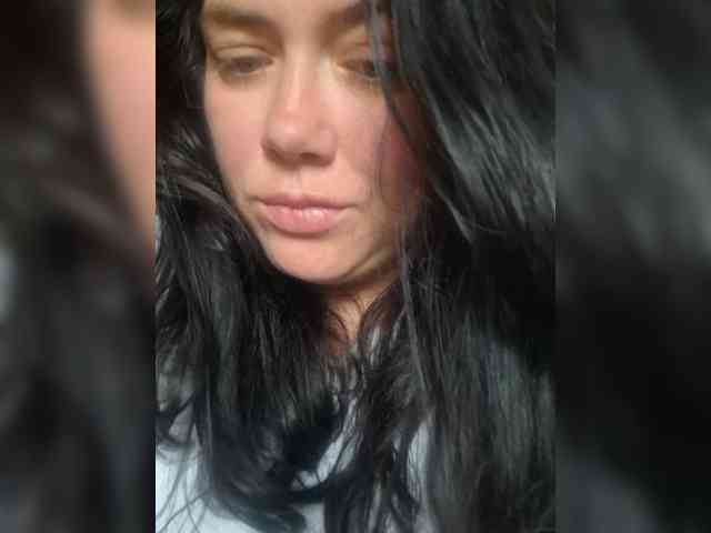Naturally_Mom webcam