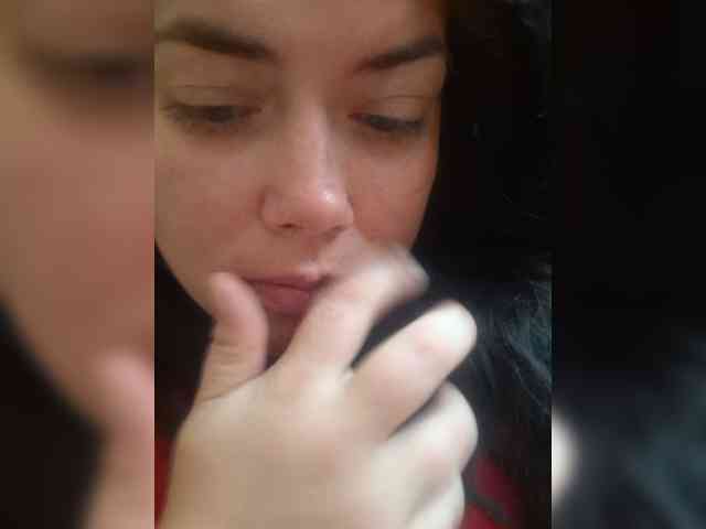 Naturally_Mom webcam