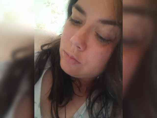 Naturally_Mom webcam