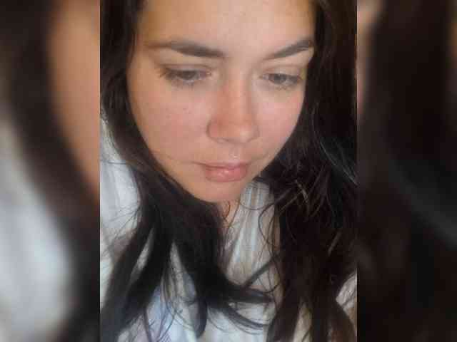 Naturally_Mom webcam