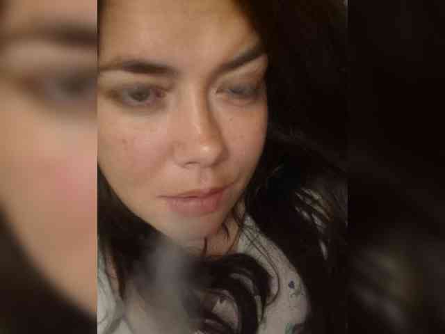Naturally_Mom webcam