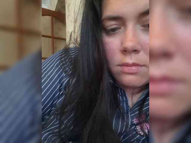 Naturally_Mom webcam