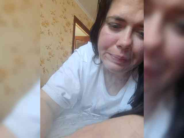 Naturally_Mom webcam
