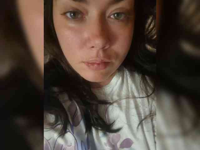 Naturally_Mom webcam