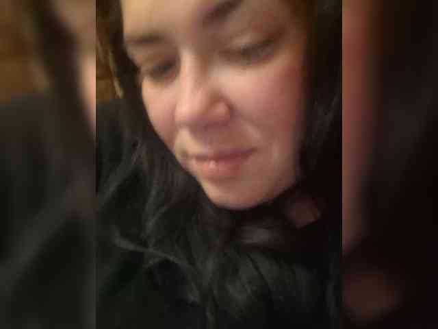 Naturally_Mom webcam