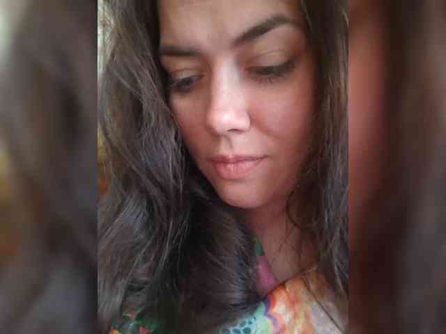 Naturally_Mom webcam