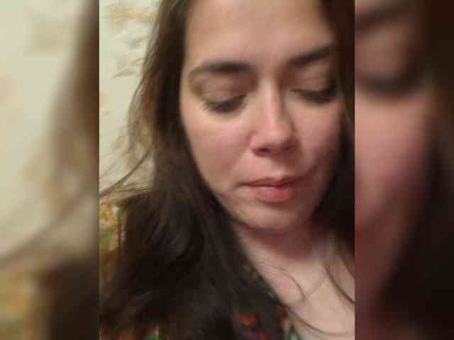 Naturally_Mom webcam
