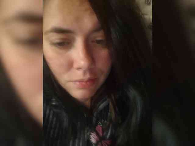 Naturally_Mom webcam