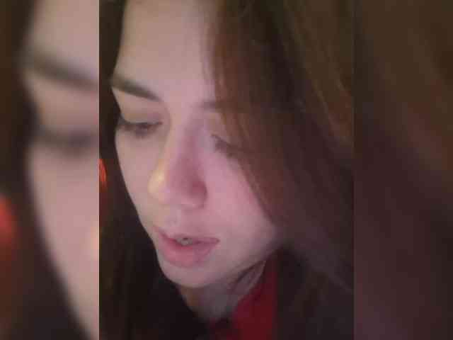 Naturally_Mom webcam