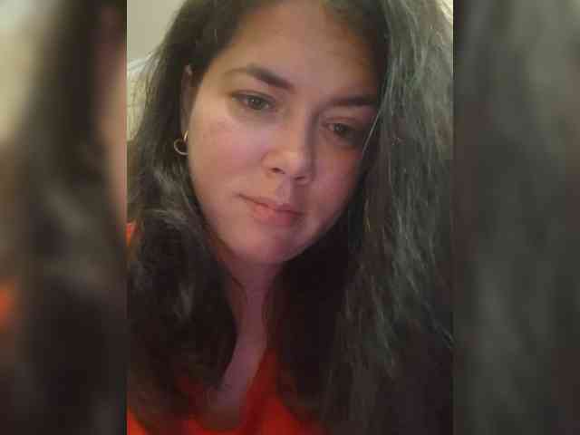 Naturally_Mom webcam
