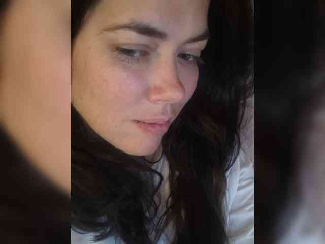 Naturally_Mom webcam
