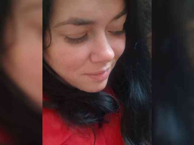 Naturally_Mom webcam