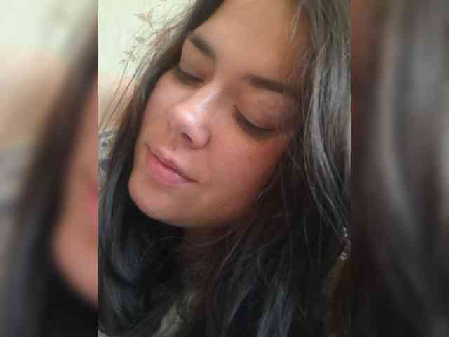 Naturally_Mom webcam