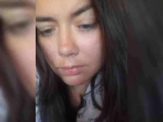 Naturally_Mom webcam