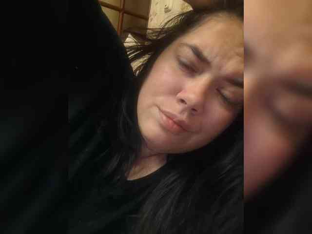 Naturally_Mom webcam